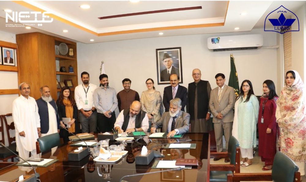 Developing Contemporary Teaching Skills of Pakistani Teachers - LUMS  Leads