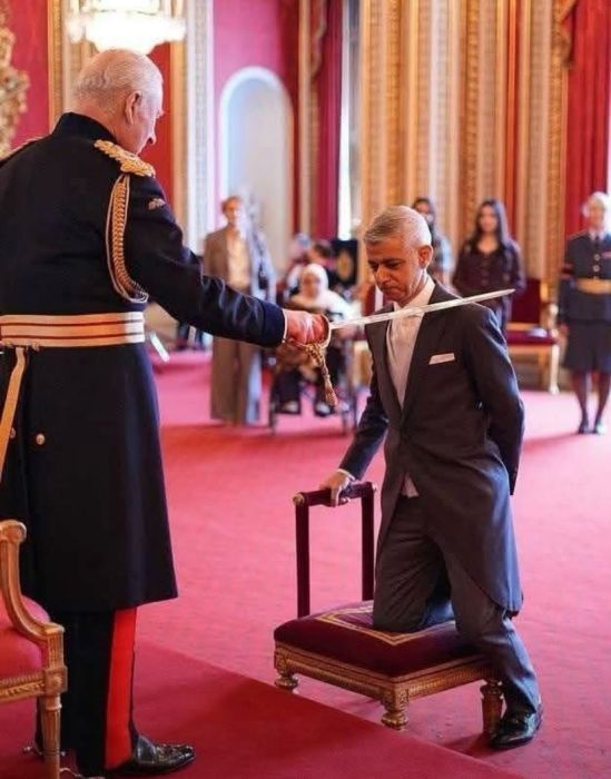 Pakistani Immigrant Son to London Mayor: Sir Sadiq Khan’s Powerful Journey