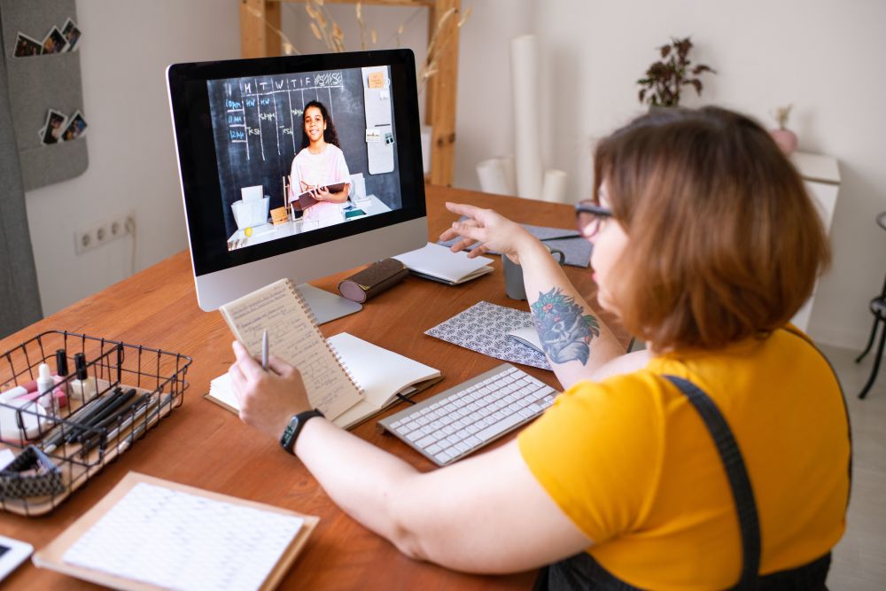 31/25 (4) What is the Role of Instructional Design & Instructional Designers in Organizations/Educational Institutions